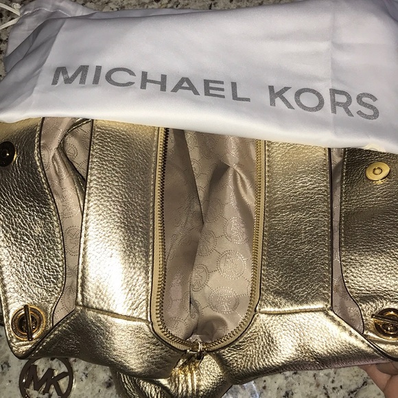 Gold Michael Kors Purse - Picture 5 of 5